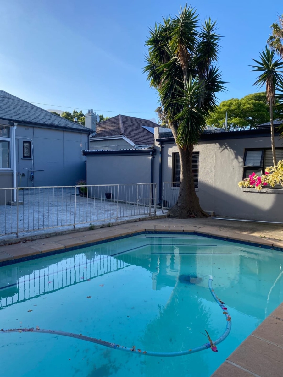 5 Bedroom Property for Sale in Kenilworth Western Cape